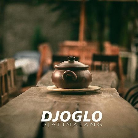 Blitar Djoglo Djatimalang Guesthouse מראה חיצוני תמונה